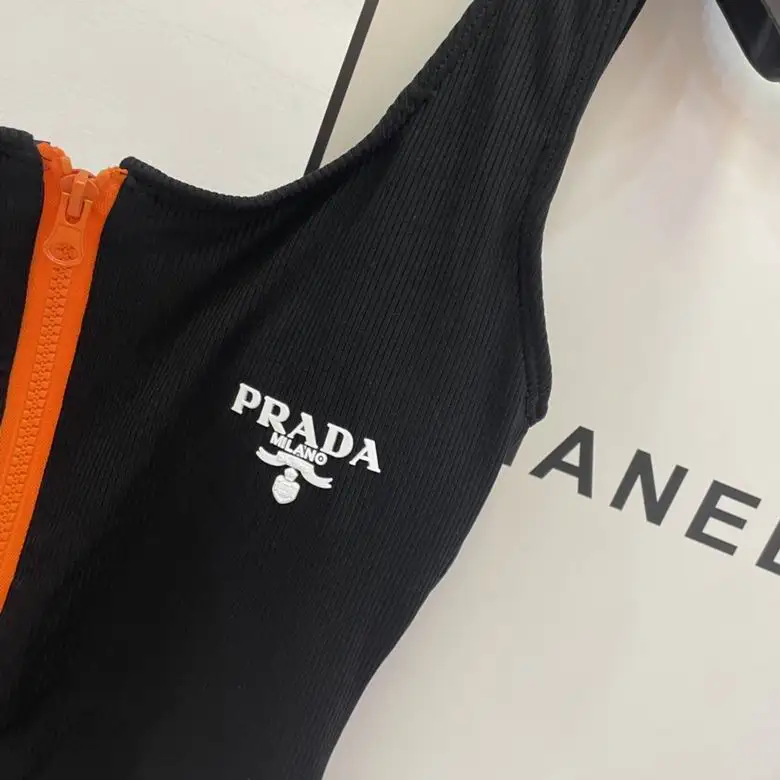 Prada S-XL  (3)